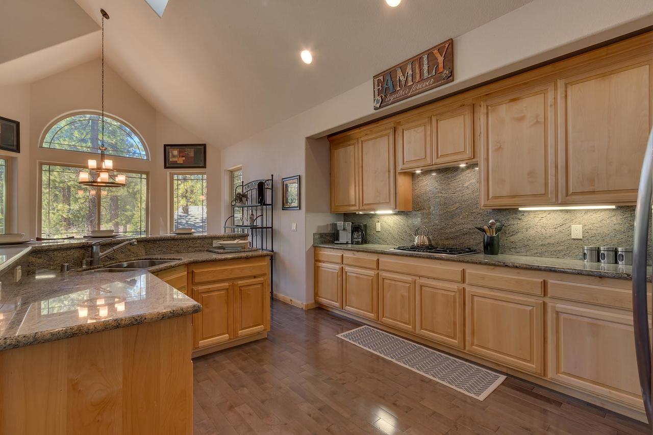 Sugar Pine Lodge - Four Bedroom Home South Lake Tahoe Dış mekan fotoğraf